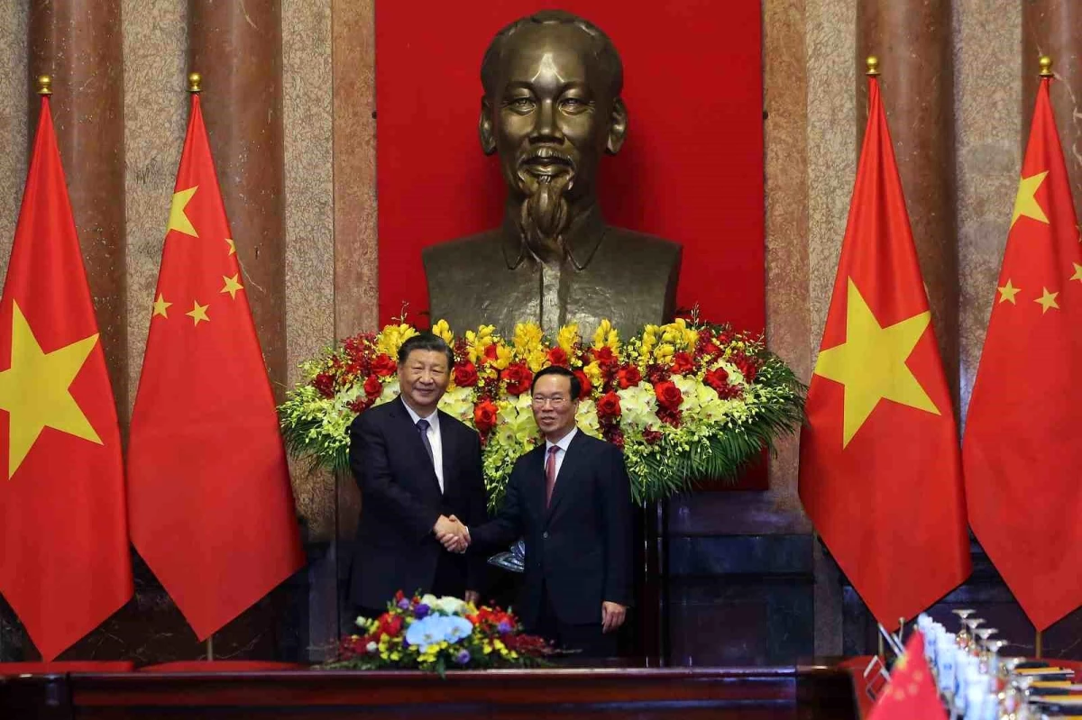 Çin Devlet Başkanı Xi Jinping Vietnam\'a ziyaret gerçekleştirdi