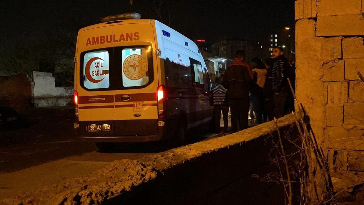 Kayseri\'de kavgada 1 kişi pala ile yaralandı
