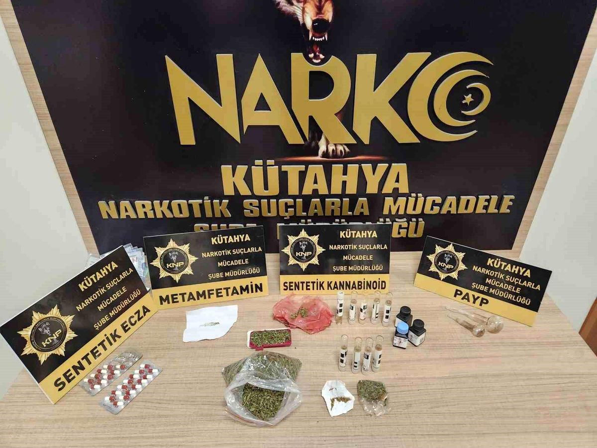 Kütahya\'da uyuşturucu ile yakalanan firari tutuklandı