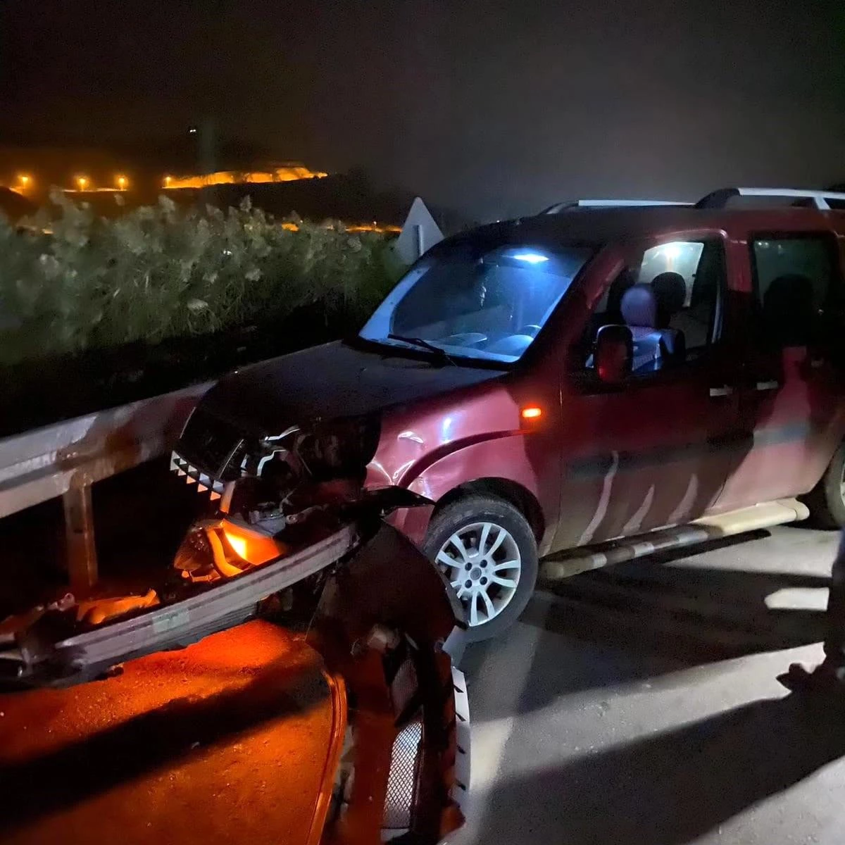 Milas-Söke Karayolu\'nda Trafik Kazası: 1 Yaralı