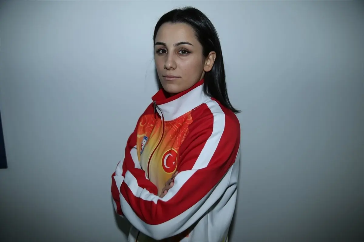 Ordu\'lu Milli Sporcu Berna Tut Avrupa Wushu Şampiyonası\'nda Altın Madalya İçin Hedefliyor