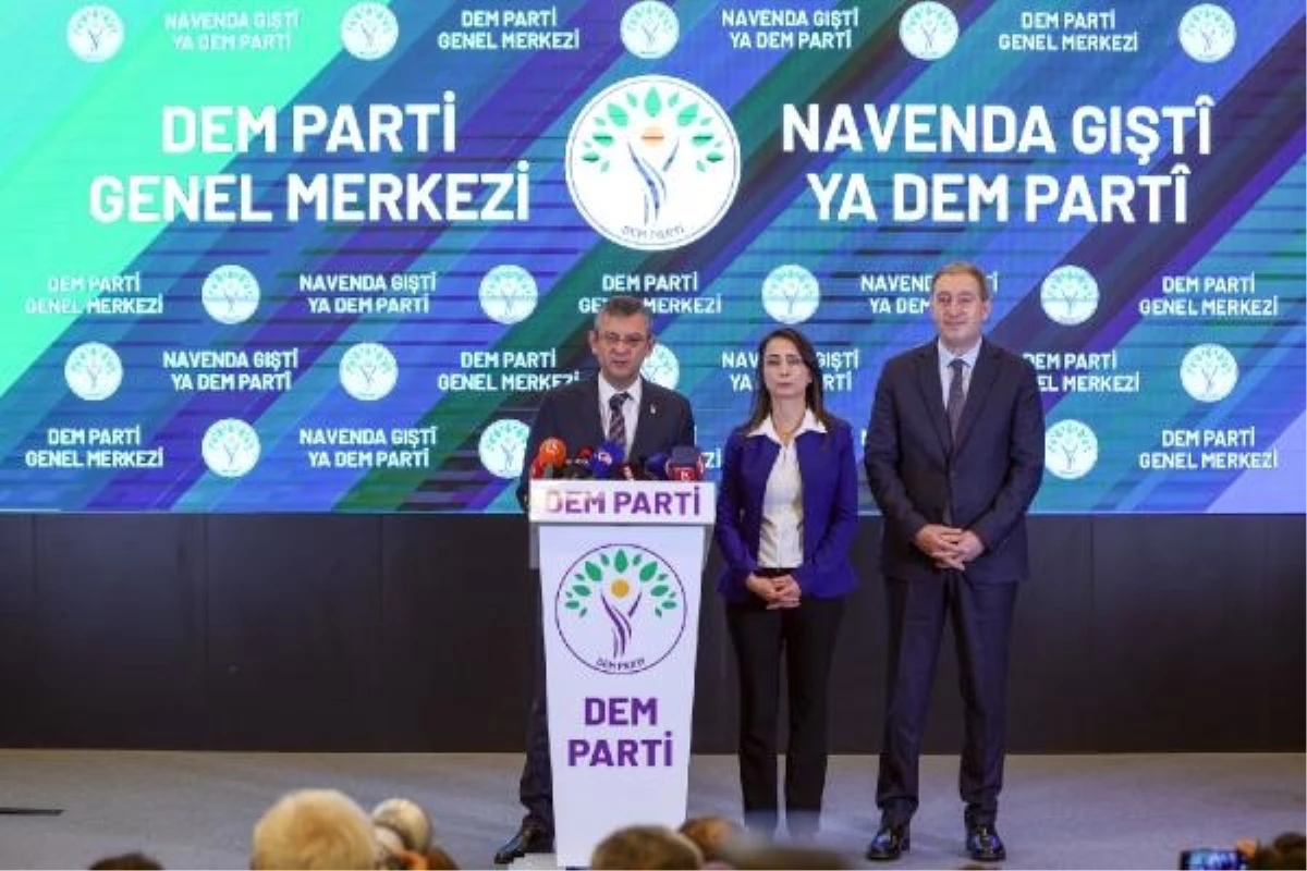 CHP Genel Başkanı Özgür Özel, DEM Parti\'ye ziyarette bulundu