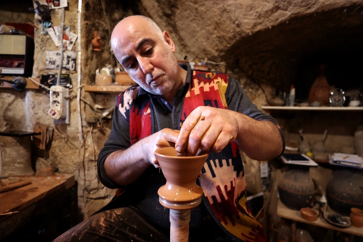 Avanos\'ta Hitit dönemine ait çanak eserler yapılıyor