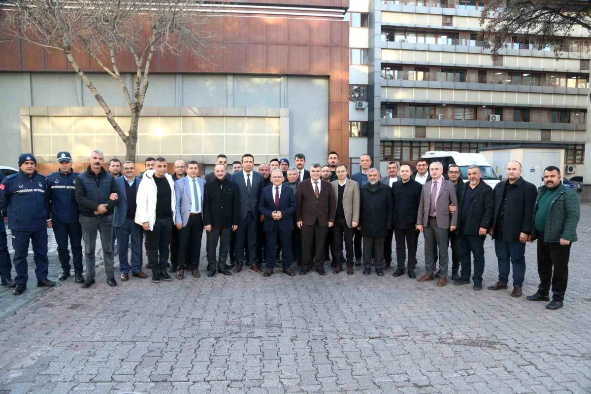 Kayseri Büyükşehir Belediye Başkanı Şoförlerle Sohbet Etti