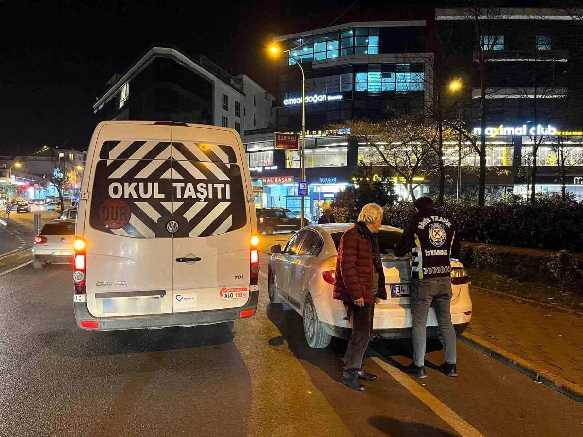 Çekmeköy\'de Korsan Taşımacılık Yapan Minibüse Cezai İşlem