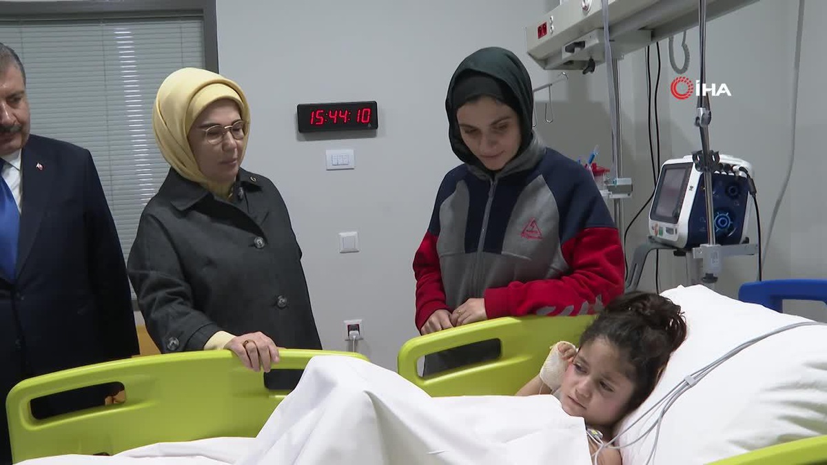 Emine Erdoğan\'dan, Gazze\'den getirilen hasta çocuklara şefkat eli