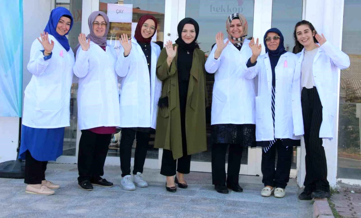 Kayseri\'de Kadın Kooperatifi Ürünleri Vatandaşlarla Buluşuyor