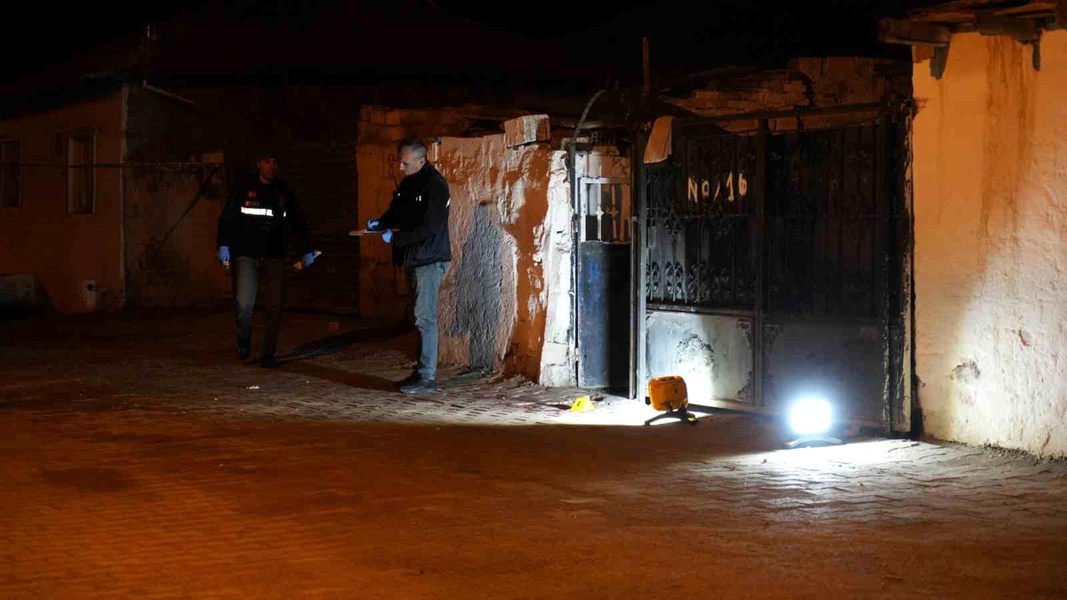 Kırıkkale\'de Husumetli Yeğen Tarafından Tabanca ile Yaralanan Kadın