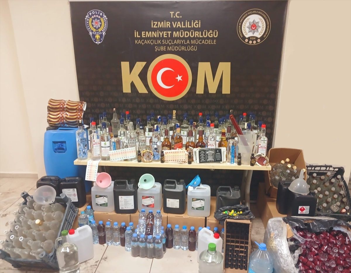 İzmir\'de 59 operasyonda 70 kişi yakalandı