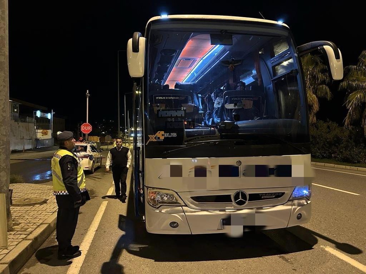 Antalya\'da Otobüslerde Emniyet Kemeri Kontrolü