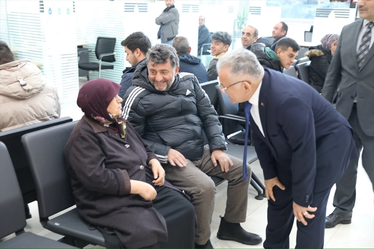 Kayseri Büyükşehir Belediye Başkanı KASKİ\'yi ziyaret etti