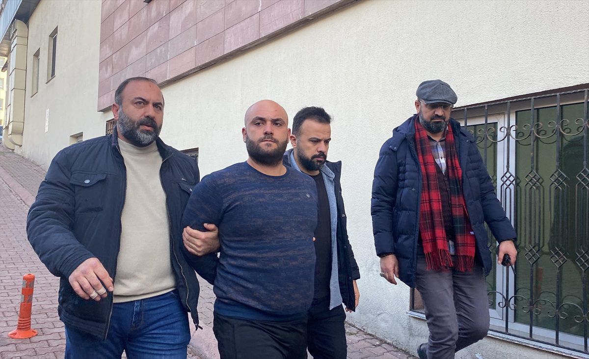 Kayseri\'de kavga sonucu bir kişi öldü, bir kişi yaralandı