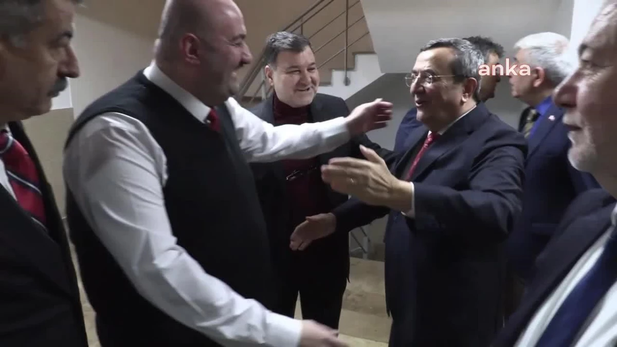 Konak Belediye Başkanı Abdül Batur, İzmir Esnaf Odası\'nı ziyaret etti