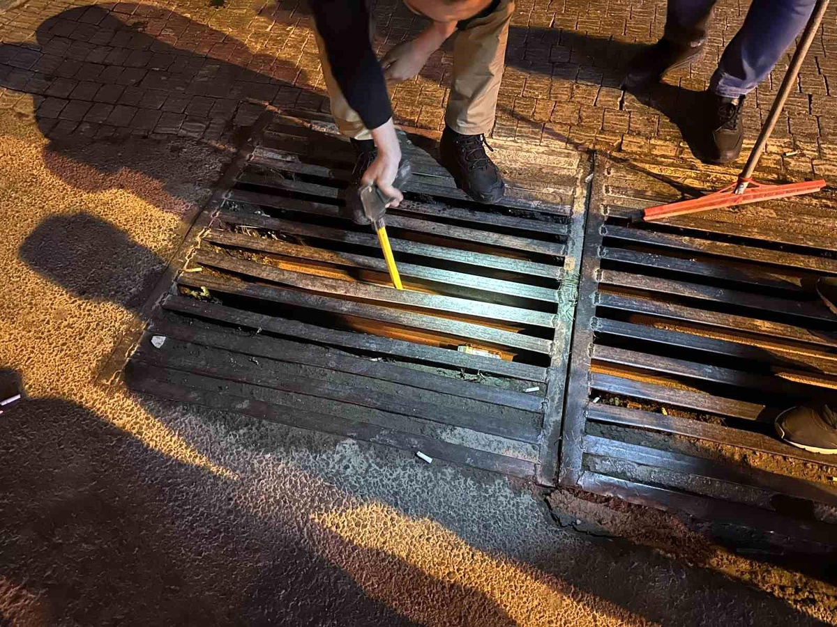 Kuşadası\'nda sözlü şakalaşma kanlı bitti