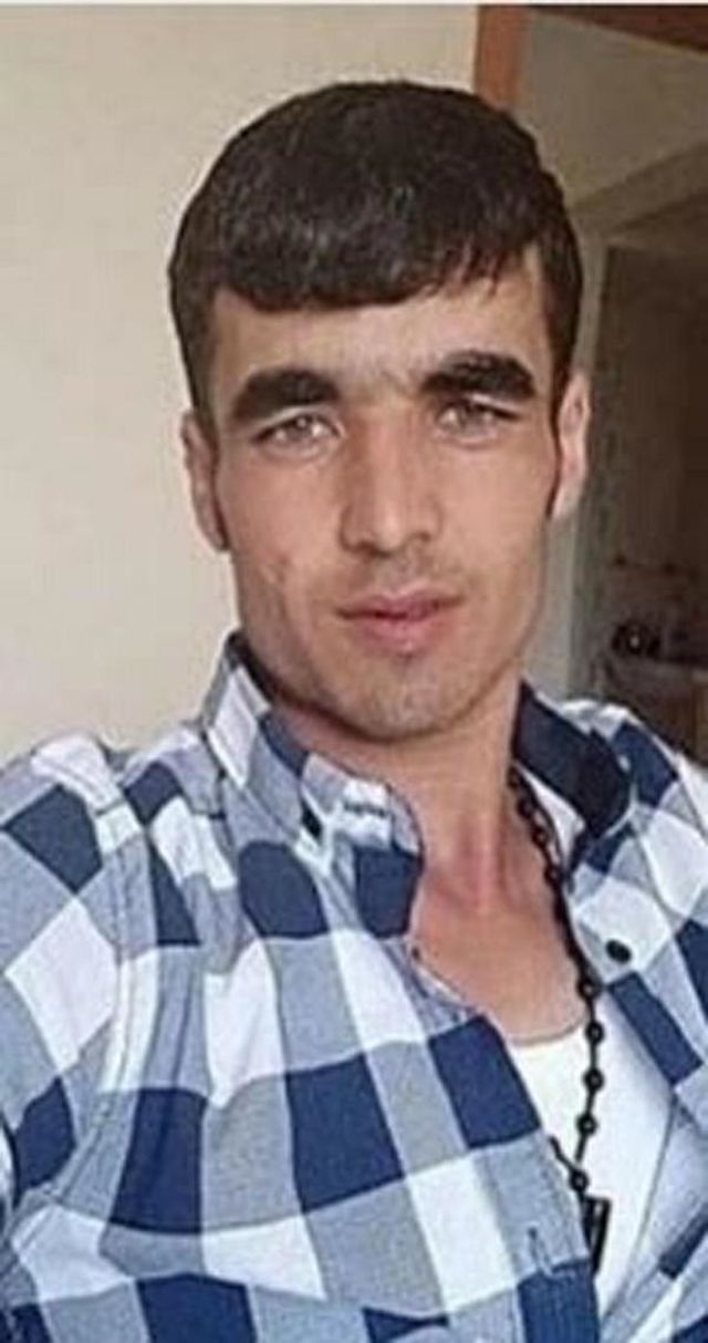 İran'a kaçırılan ve istismara uğrayan genç kız Türkiye'ye getirildi İran'a kaçırılan ve istismara uğrayan genç kız Türkiye'ye getirildi