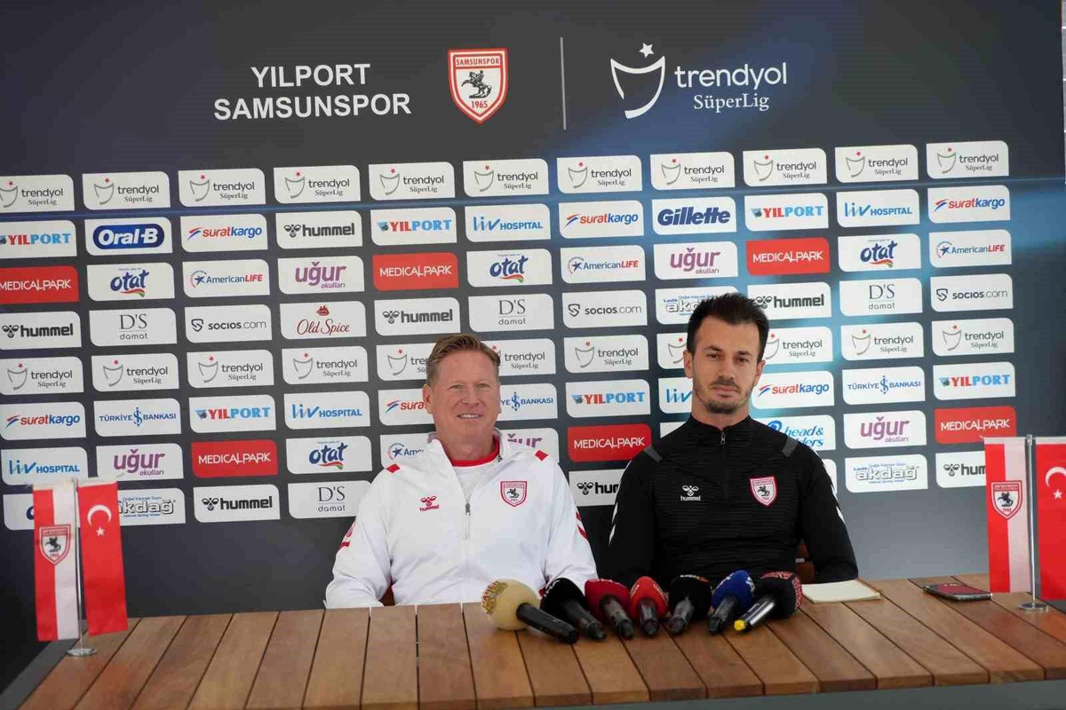 Samsunspor Teknik Direktörü Markus Gisdol, Konyaspor maçı için hazırlanmaya devam ettiklerini söyledi
