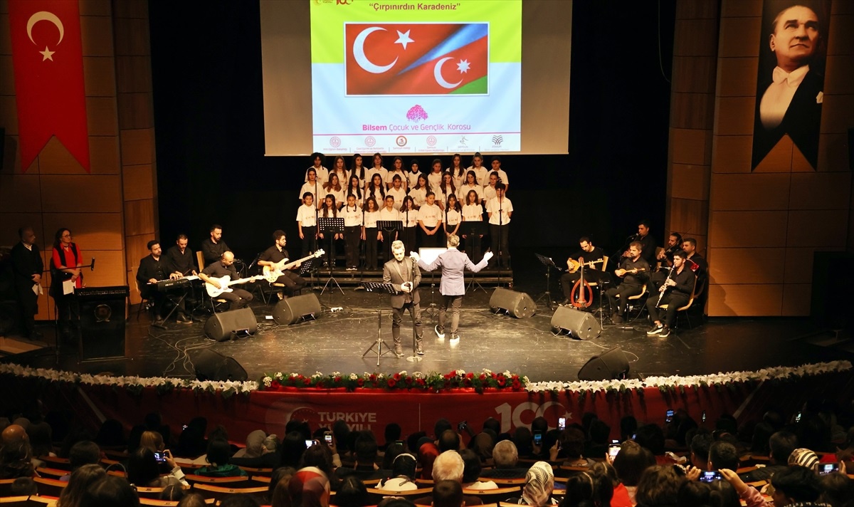 BİLSEM Çocuk ve Gençlik Korosu, 12 dilde konser verdi