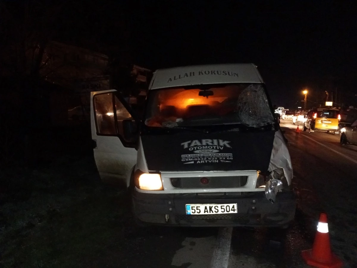 Samsun\'da minibüs kazası: 1 ölü