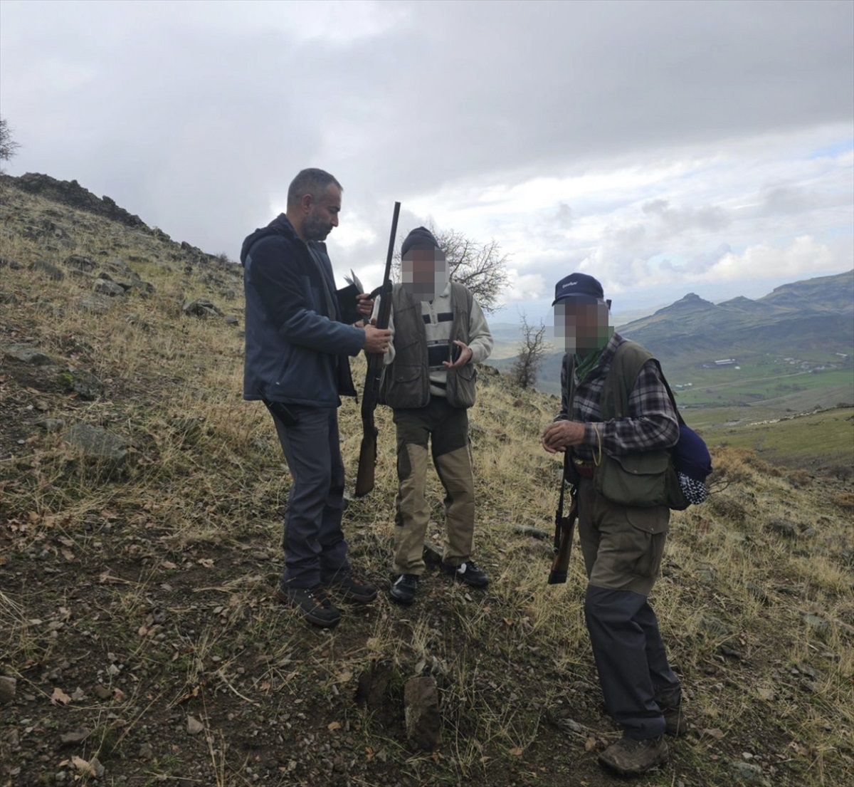 Tunceli\'de avcılık denetimlerinde 10 kişiye işlem