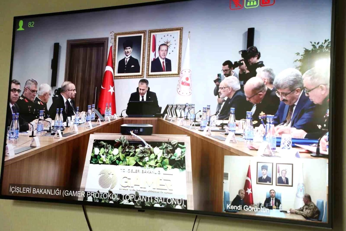 Erzincan Valisi Hamza Aydoğdu, İçişleri Bakanı Ali Yerlikaya\'nın başkanlığında toplantıya katıldı