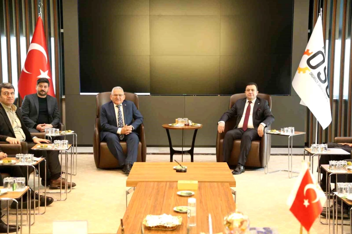 Kayseri Büyükşehir Belediye Başkanı Kayseri Organize Sanayi Bölgesi\'ni ziyaret etti