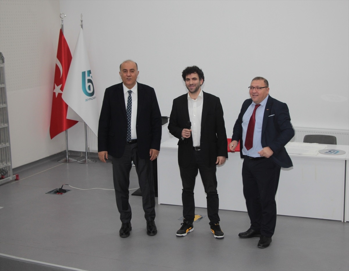 Beypazarı\'nda öğrencilere blok zincir ve kripto para semineri