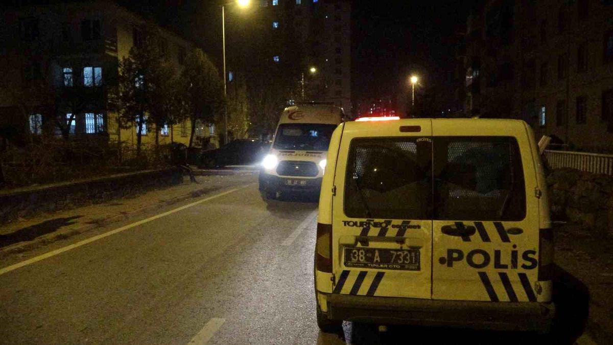 Kayseri\'de boşanma aşamasındaki kadın kurusıkı tabanca ile yaralandı