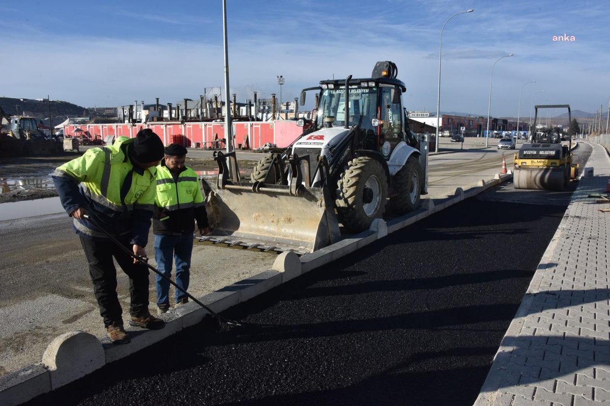 Bozüyük\'te bisiklet yolu yapım çalışmaları devam ediyor