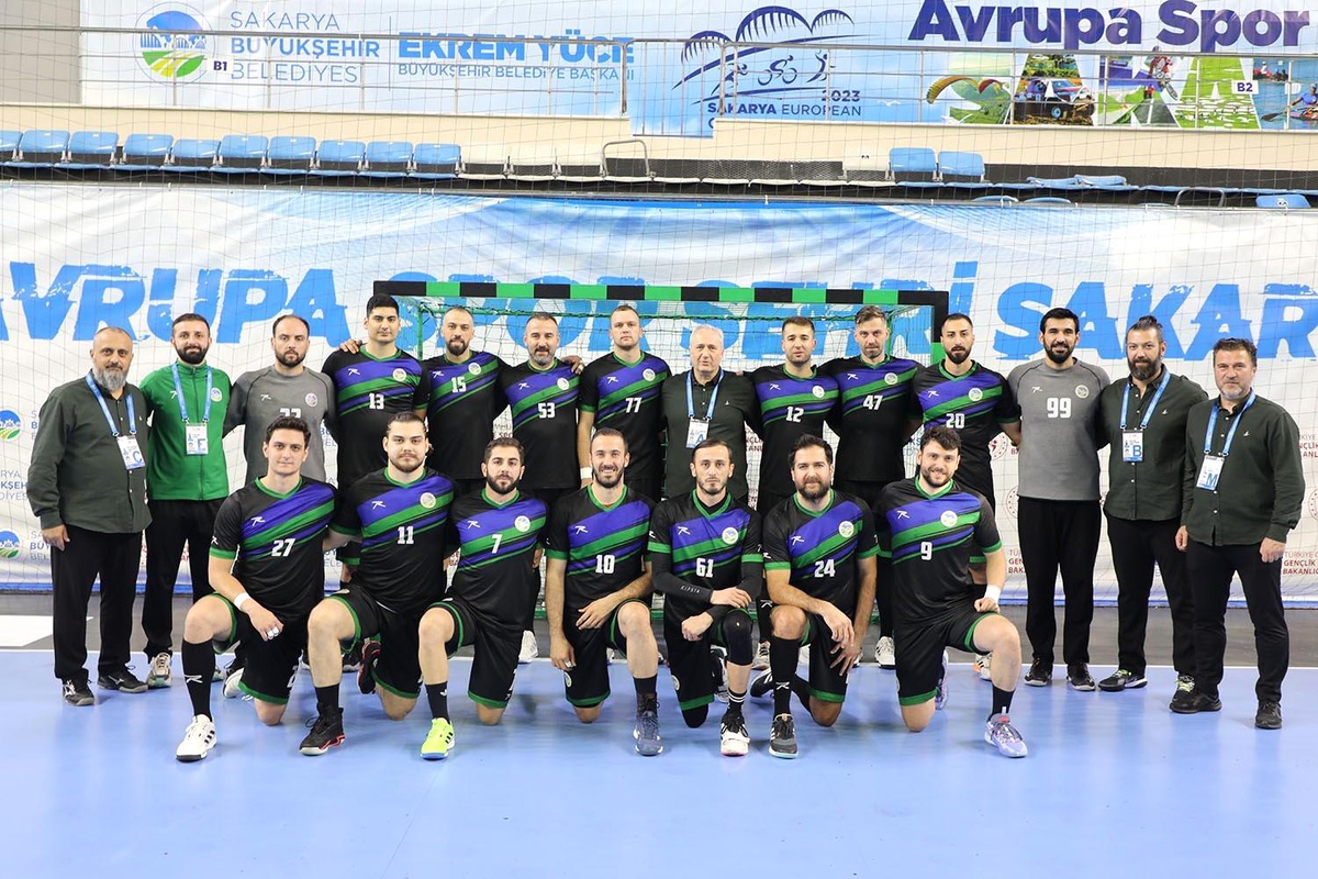Sakarya Büyükşehir Belediyesi Hentbol Takımı Türkiye Kupası\'nda İzmir Büyükşehir Belediyesi Gençlik\'e konuk olacak