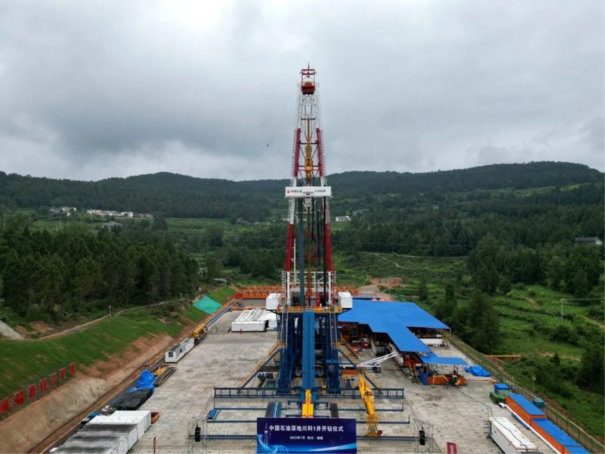 Çin\'in Sichuan eyaletinde doğalgaz üretimi rekor seviyeye ulaştı