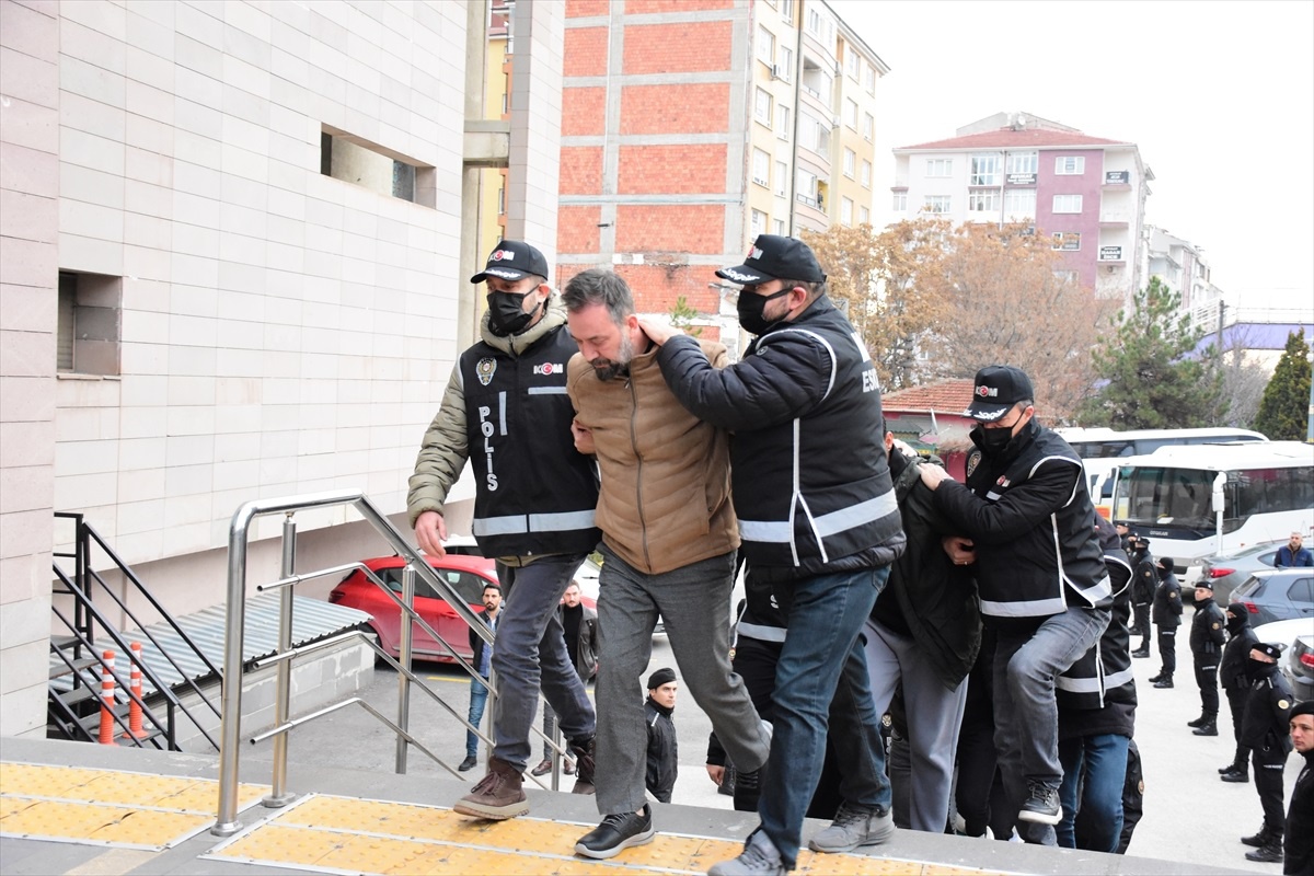 Kafes-18 Operasyonu: 20 şüpheli adliyeye sevk edildi