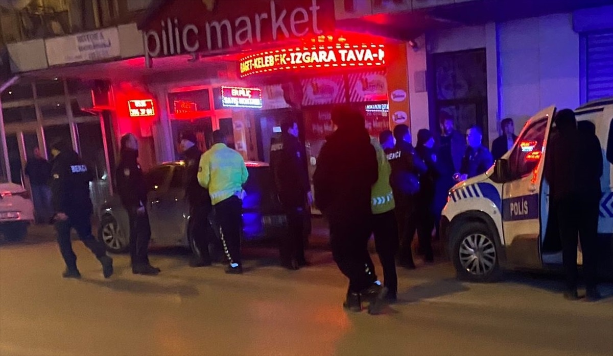 İnegöl\'de alkollü sürücü polise mukavemette bulundu