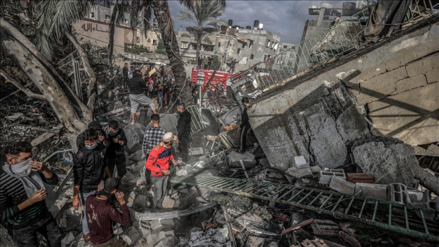 İsrail: Gazze Şeridi'nde bulunan 3 İsrailli rehine, askerlerimiz tarafından yanlışlıkla öldürüldü