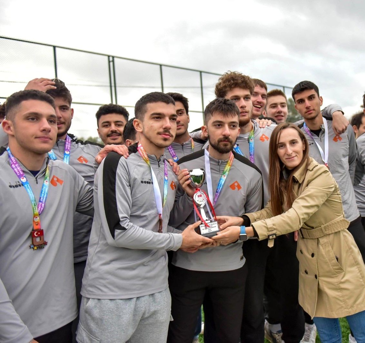 İEÜ Erkek Futbol Takımı Bölgesel Ligde Üçüncü Oldu