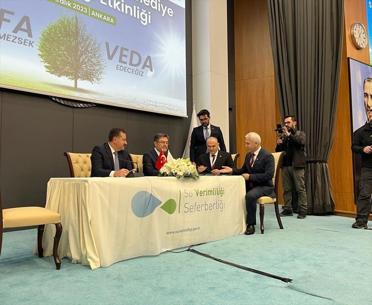 Kocaeli Büyükşehir Belediyesi İSU Genel Müdürlüğü, Düzce ve Yalova belediyeleri arasında 'Su Kardeşliği' Protokolü imzaladı