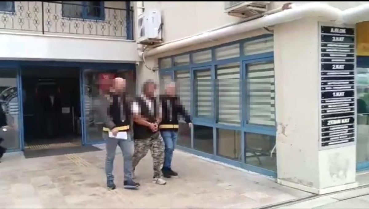 Marmaris\'te aranan şahıs polisler tarafından yakalandı
