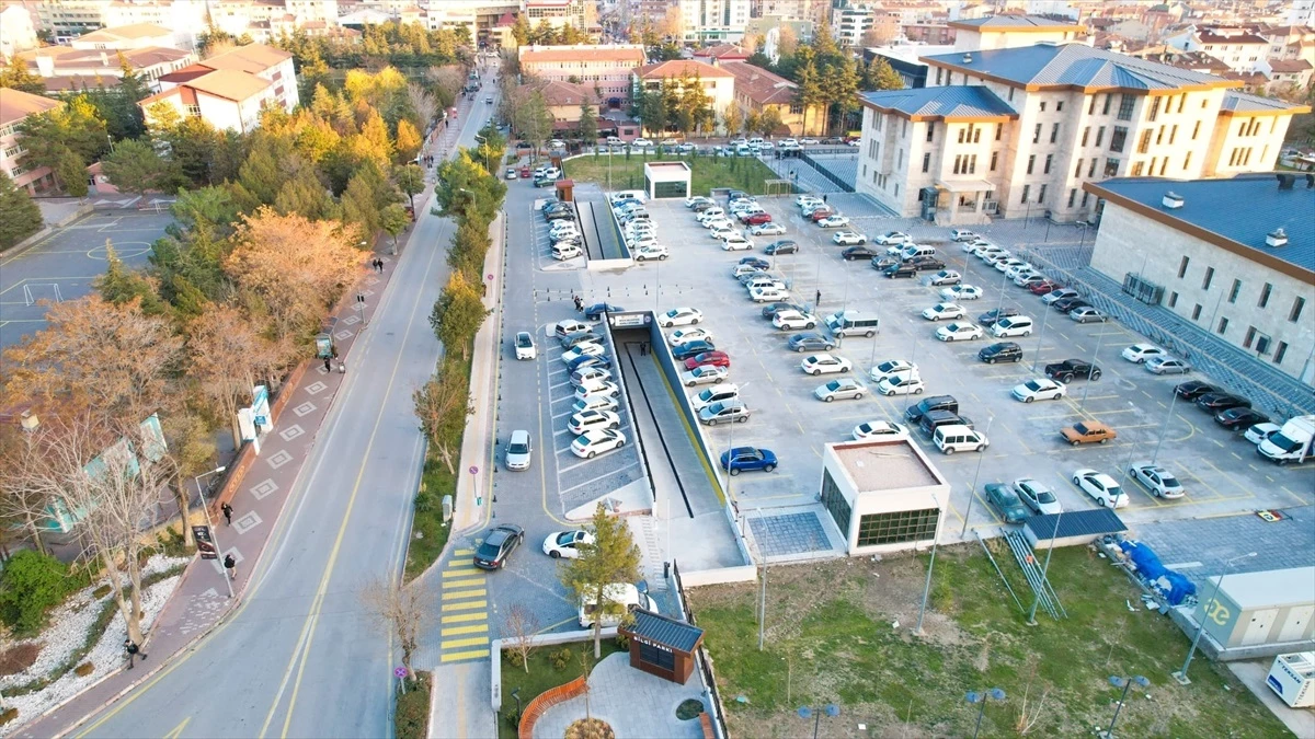 Niğde\'de 150 araç kapasiteli kapalı otopark hizmete girdi