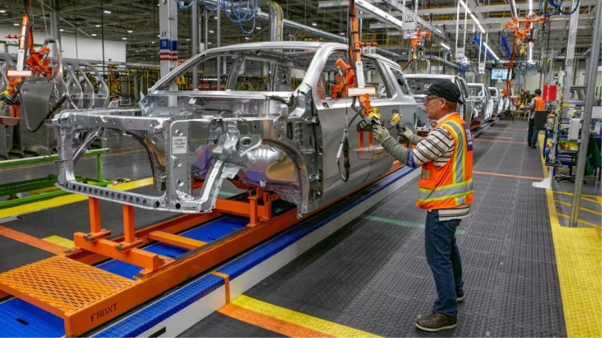 General Motors yeni yılda 1.300 kişiyi işten çıkaracak