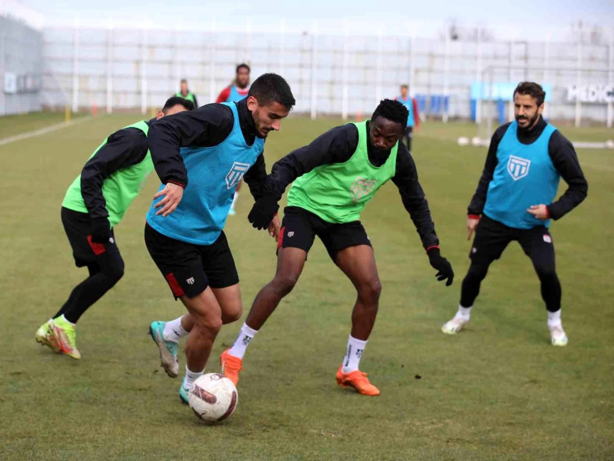 EMS Yapı Sivasspor, RAMS Başakşehir maçı için hazırlıklarını sürdürdü
