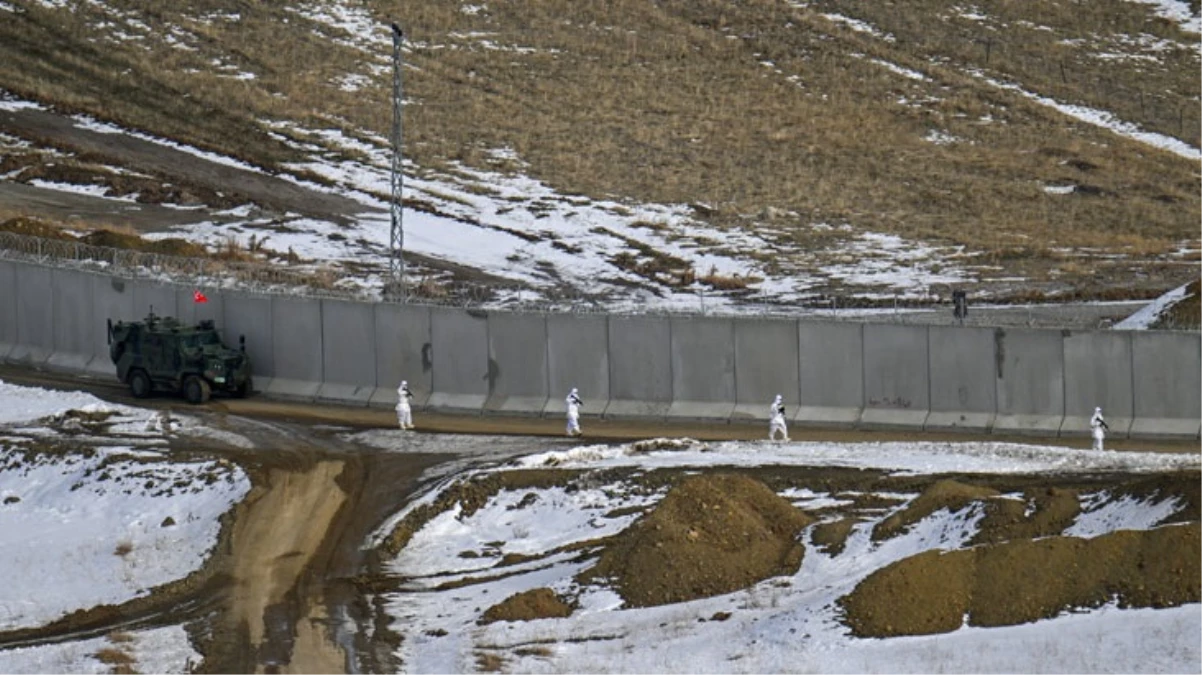 İran sınırında güvenlik önlemleri artırılıyor: 170 km duvar, 346 km hendek
