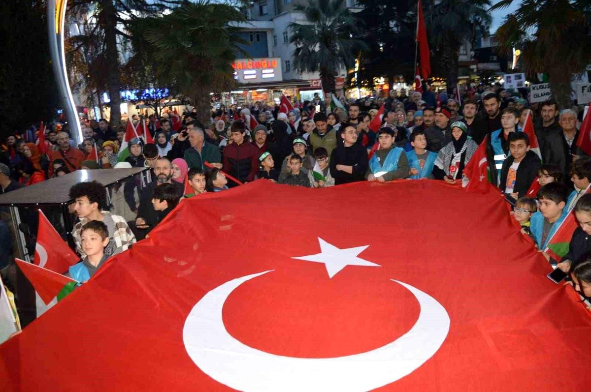 Bafralılar Filistin için yürüdü