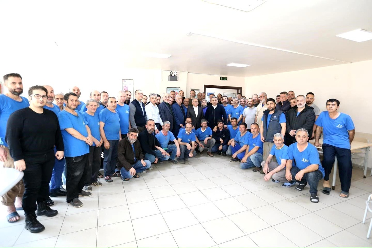 Başkan Büyükkılıç, Kayseri OSB\'de firmaları ziyaret etti