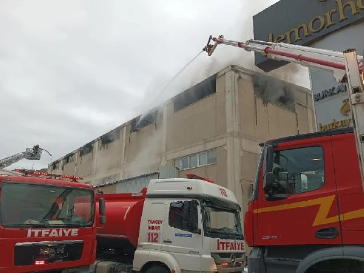 Bursa\'da Fabrikada Çıkan Yangın Kontrol Altına Alındı