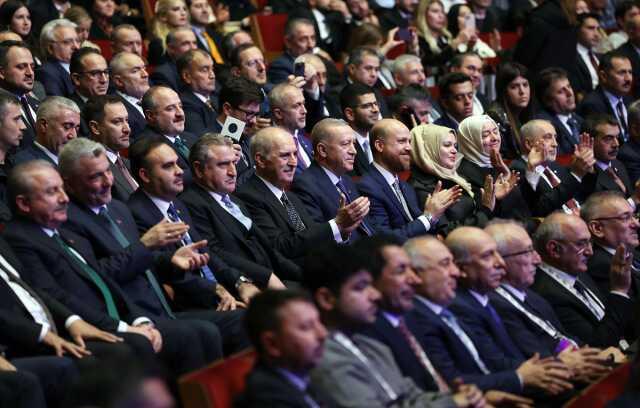 Cumhurbaşkanı Erdoğan'dan sosyal medya çıkışı: Ahlaki açıdan ciddi bir yozlaşma yaşandığını görüyoruz Cumhurbaşkanı Erdoğan'dan sosyal medya çıkışı: Ahlaki açıdan ciddi bir yozlaşma yaşandığını görüyoruz