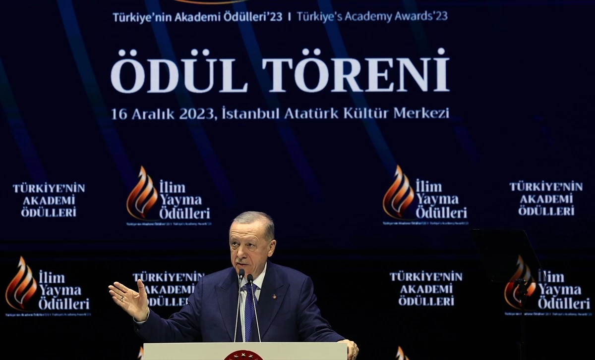 Cumhurbaşkanı Erdoğan "İlim Yayma Ödülleri" töreninde konuştu: (1)