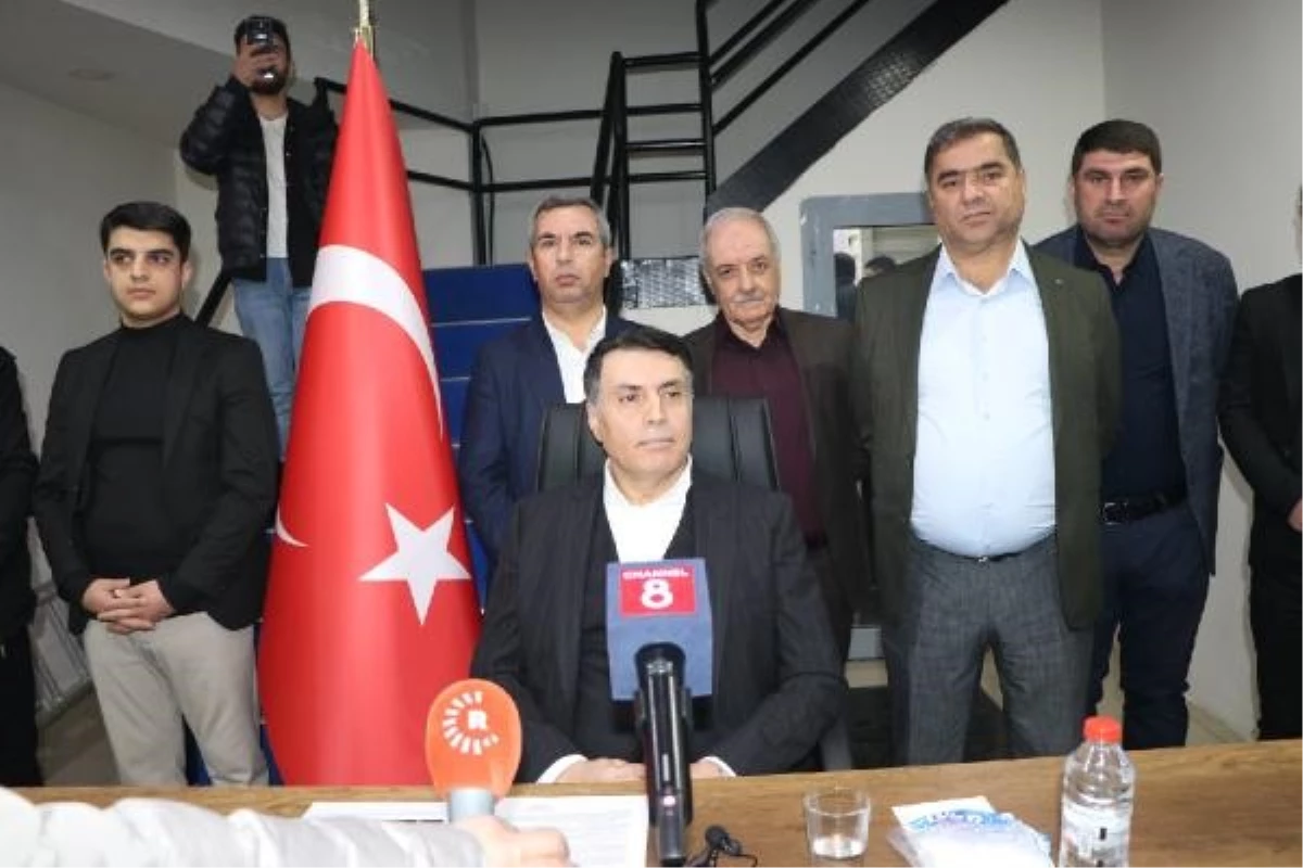 Diyarbakır’da il ve 17 ilçe başkanıyla birlikte 12 bin 750 kişi İYİ Parti’den istifa etti