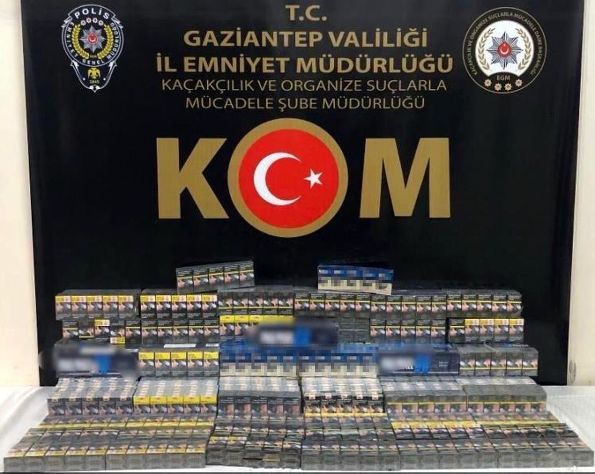 Gaziantep\'te 2 Milyon Sigara Kağıdı Ele Geçirildi