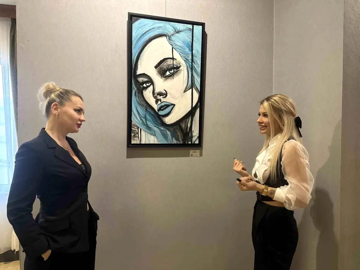 İç Mimar-Ressam Ebru Güve\'nin Kişisel Sergisi