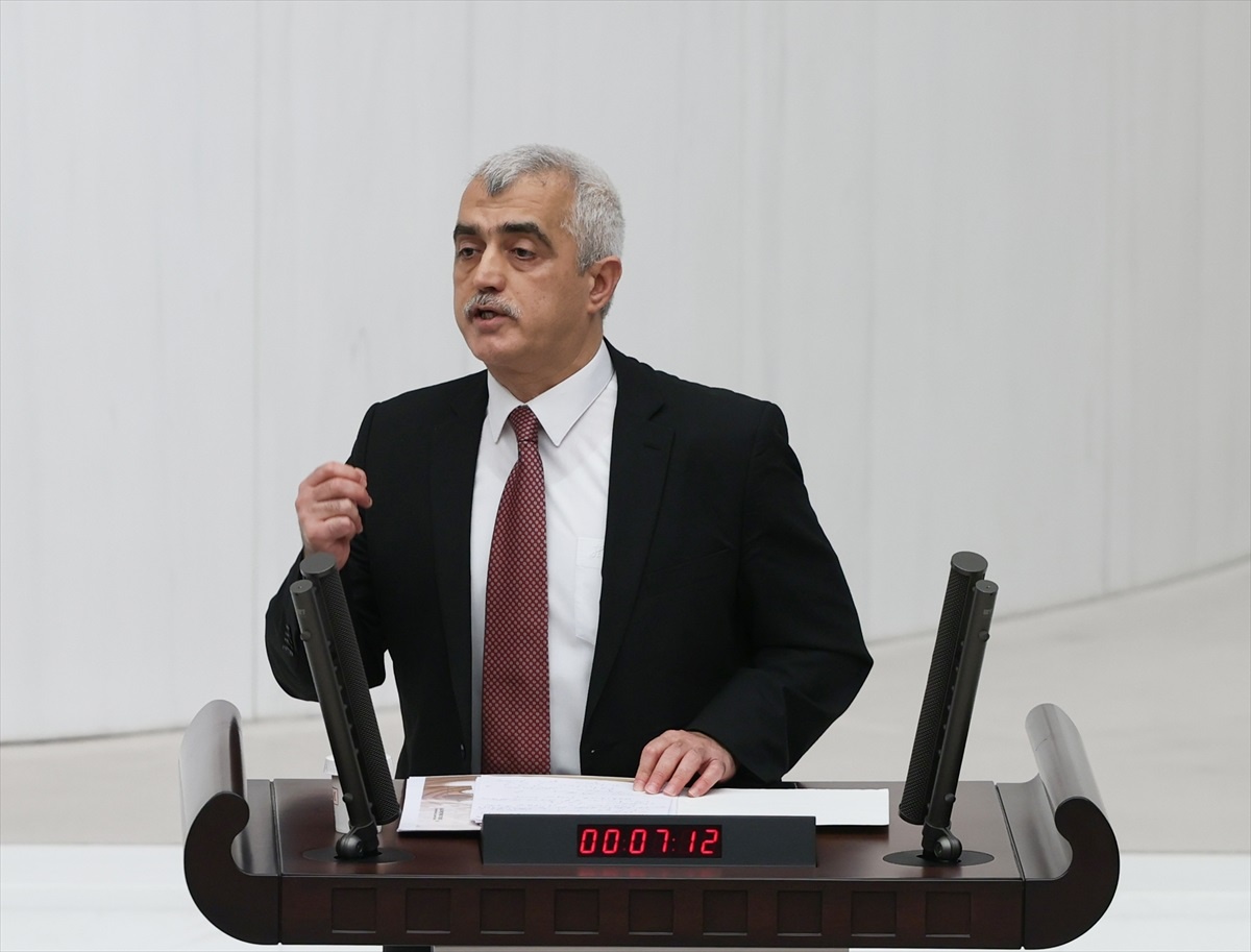İçişleri Bakanı Yerlikaya: "2023\'ün 11 ayında 1069 terörist etkisiz hale getirildi.