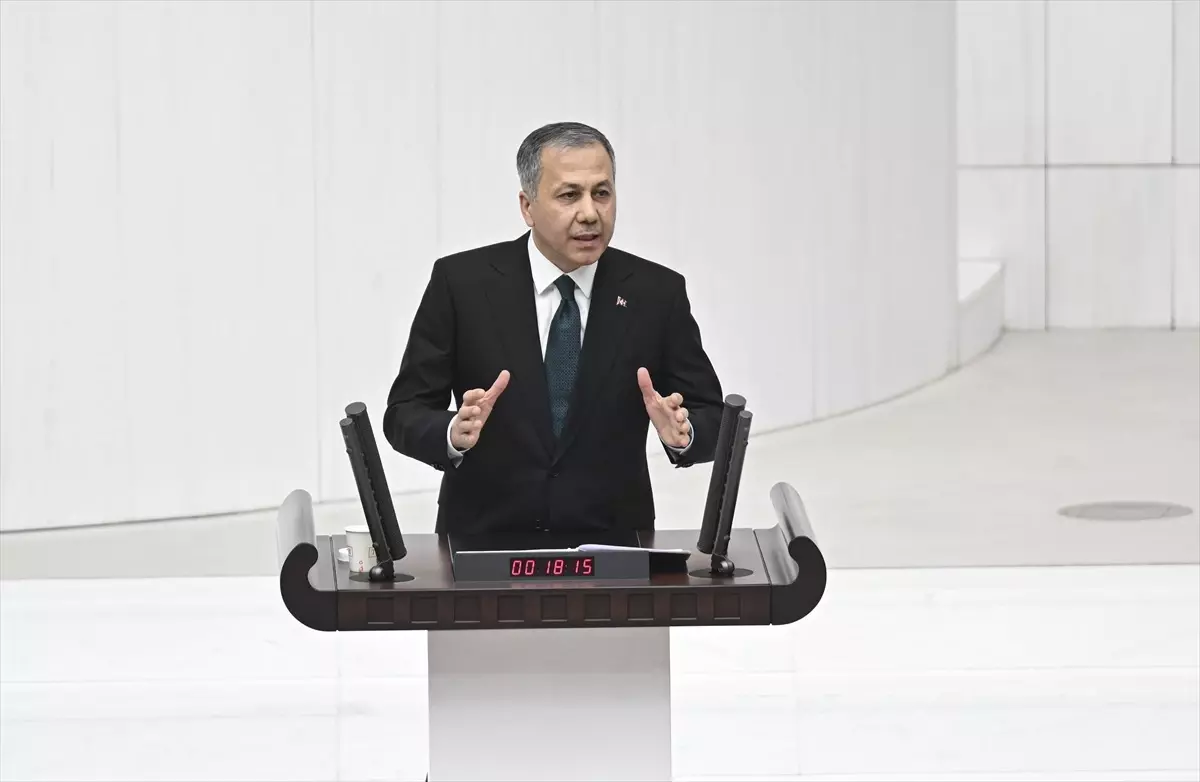 İçişleri Bakanı Ali Yerlikaya: Türk vatandaşlığına geçen Suriyeli sayısı 238 bin 55